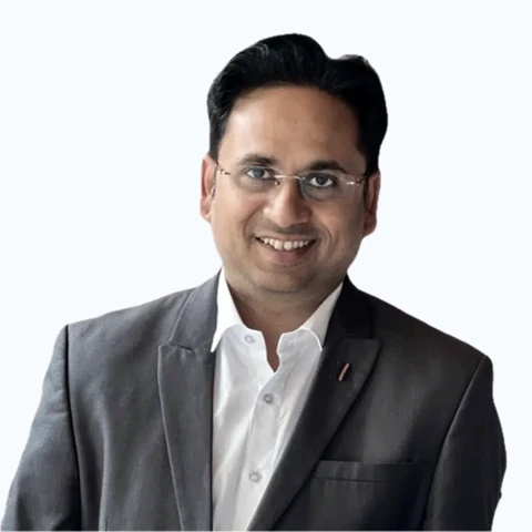 Dr. Nikhil Khadabadi, Chief Medical Officer und Leiter Orthopädie und Wirbelsäule